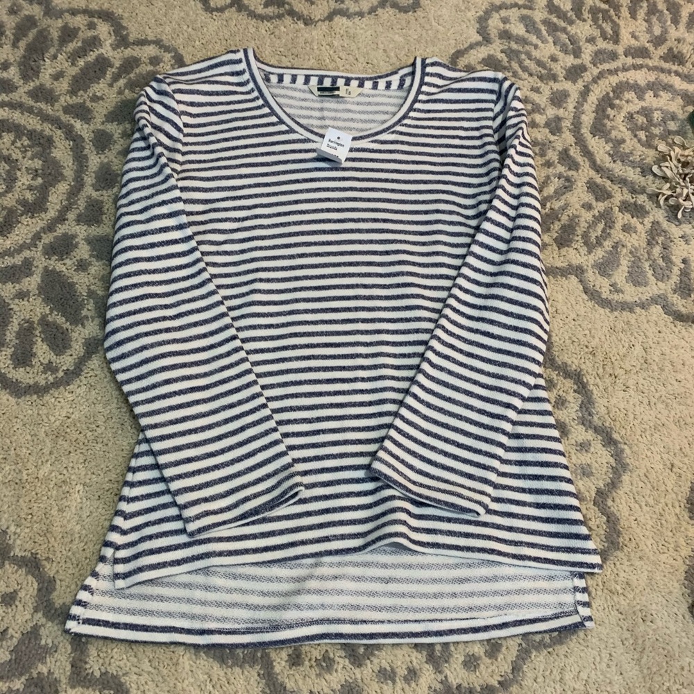 White and navy long sleeve shirt